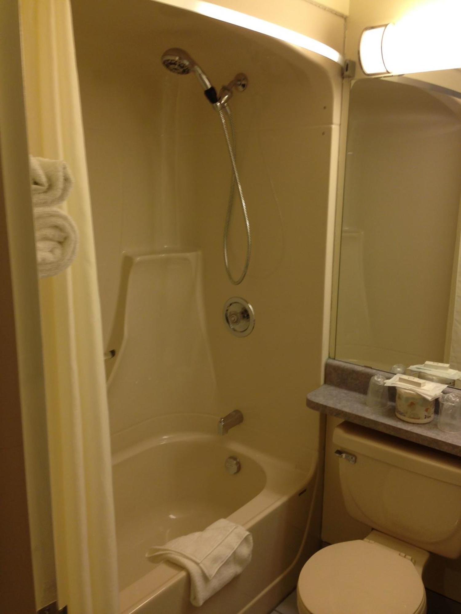 Petawawa River Inn & Suites Luaran gambar